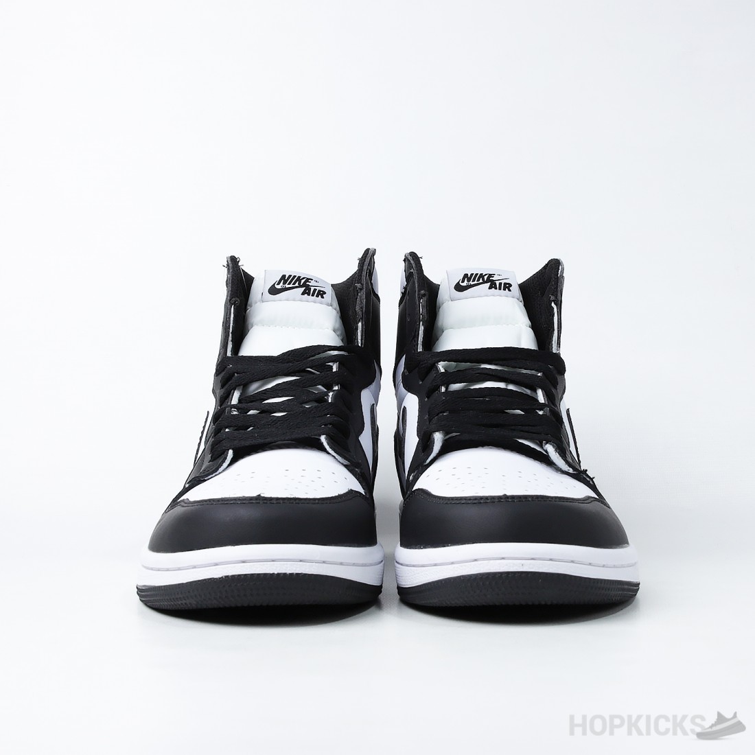 jordan 1 retro black and white womens